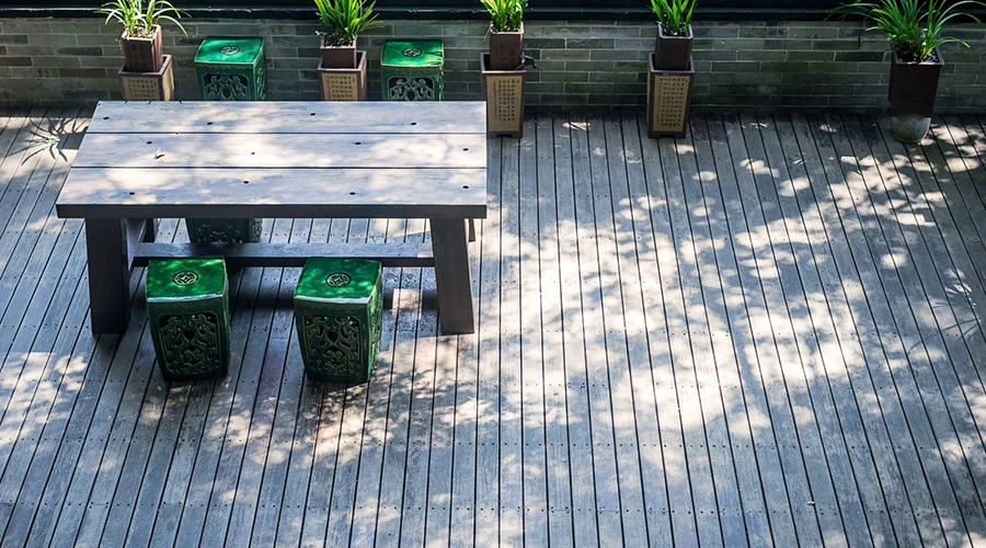 composite vs timber decking